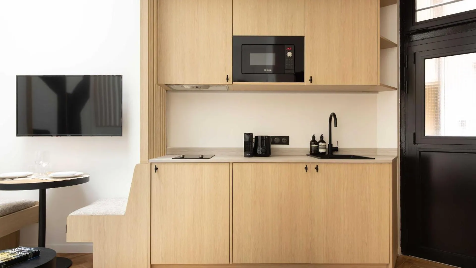 Lägenhet Luxury Residence - Port Royal - Rive Gauche Paris Frankrike